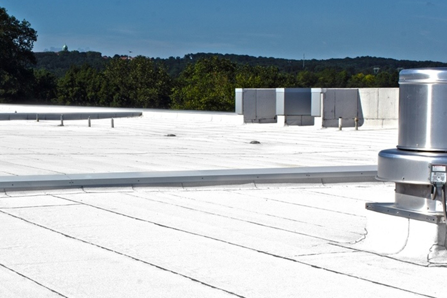 modified bitumen roofing done on commercial building by bravo's roofing